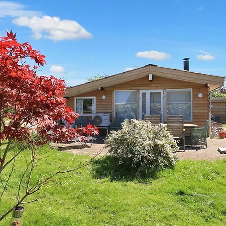 Xii Ξενοδοχείο